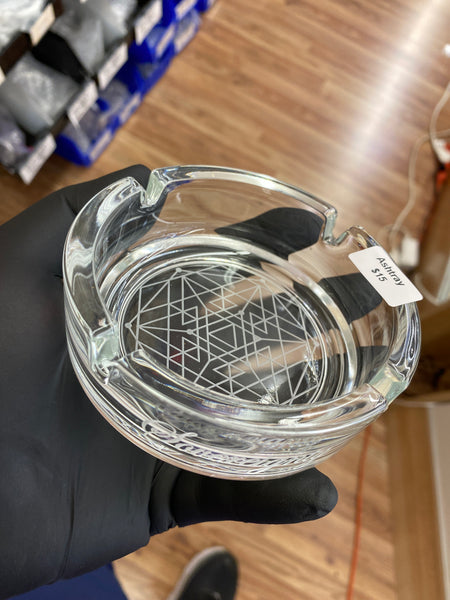 Sovereignty Glass Ashtrya